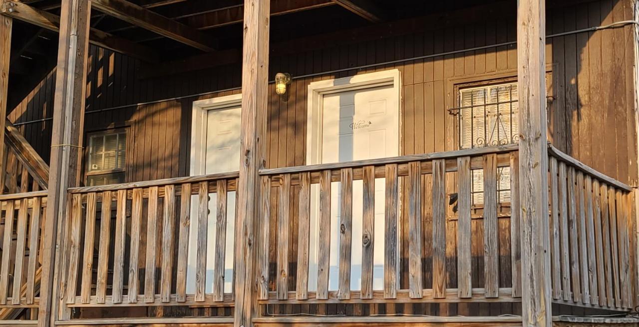 Cozy 1 Bedroom, 1 Min From Irving Park Blue Line, Free Parking Chicago Exterior photo